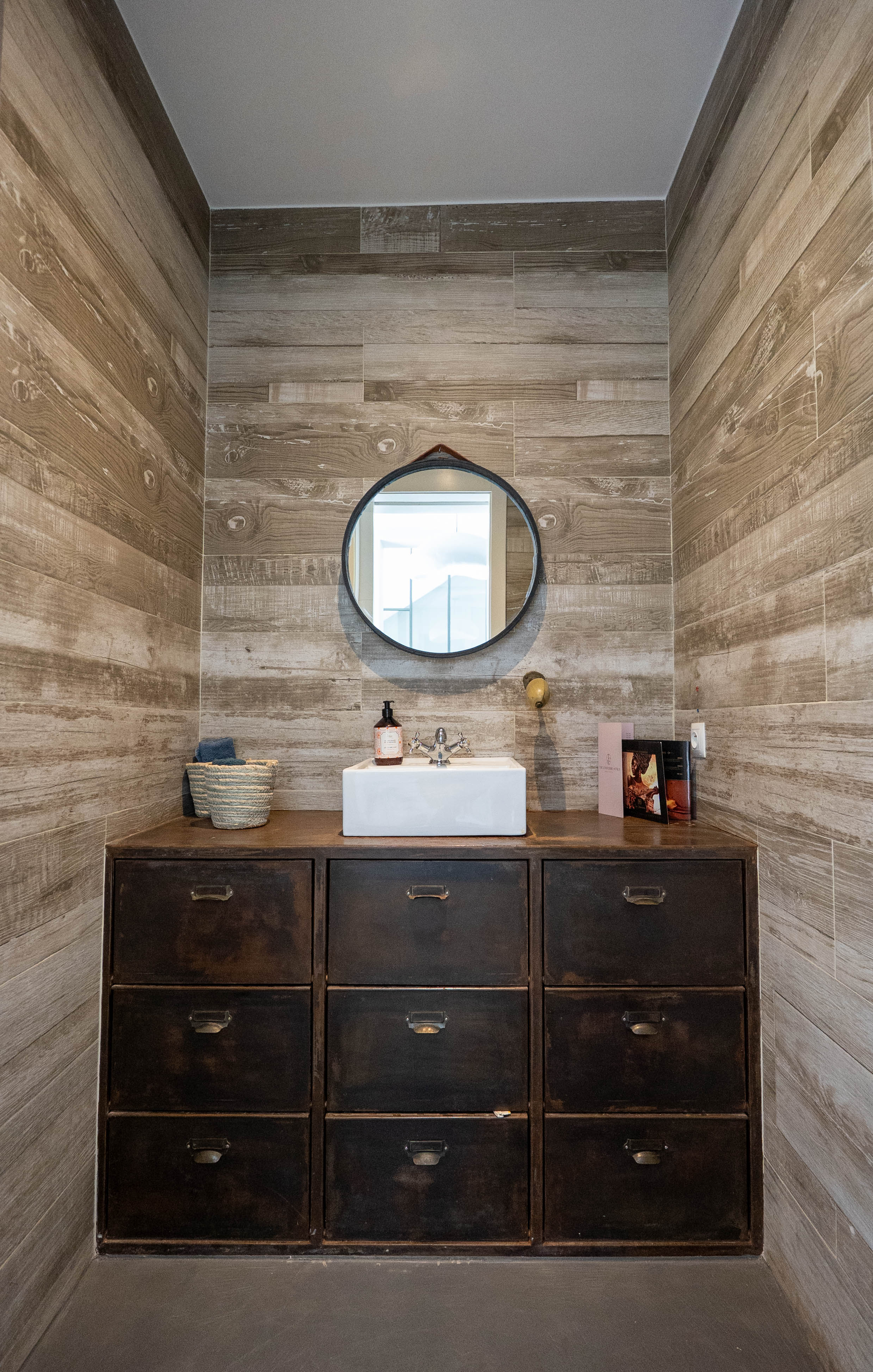 Toilette lavabo Villa Loulou